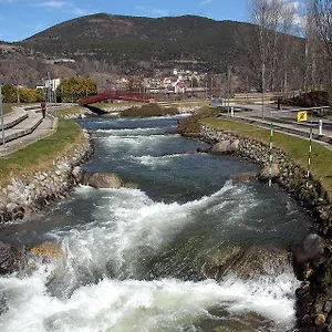 Entre Els Pirineus Apartamento